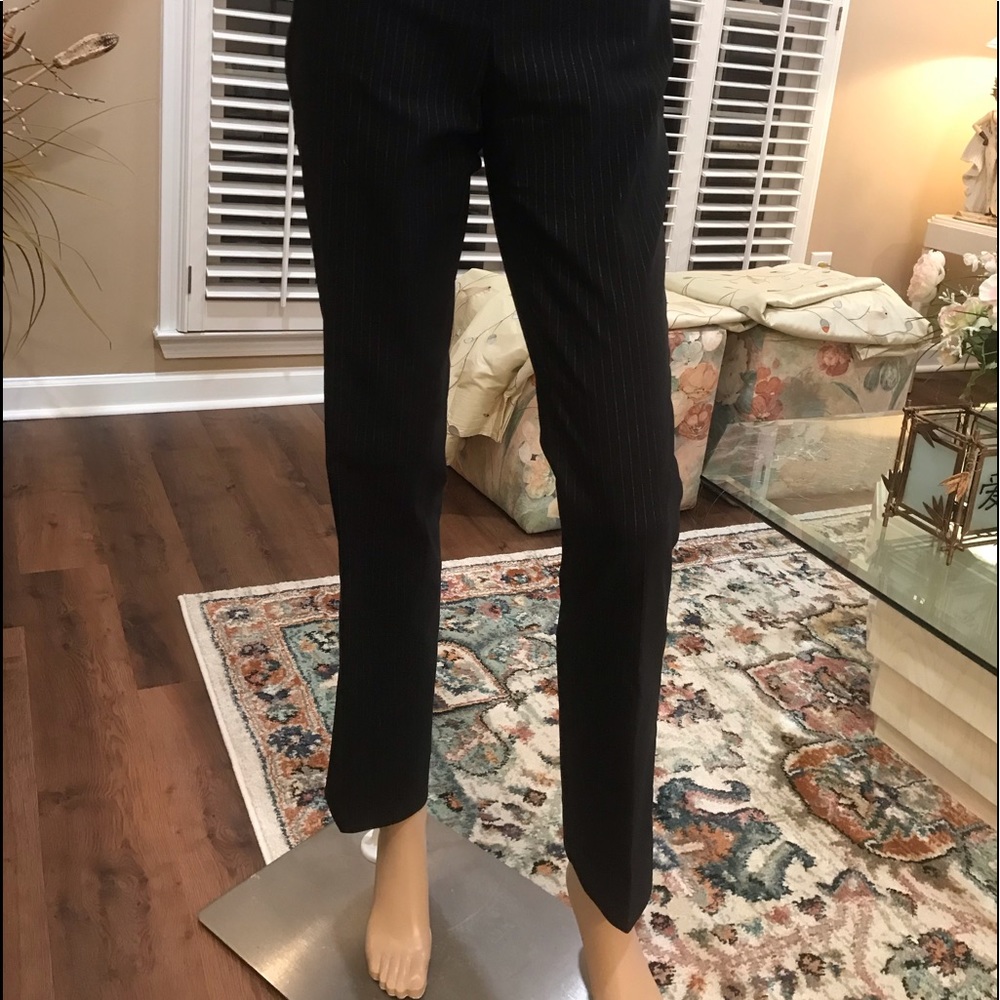 BEAUTIFUL & ELEGANT DESIGNER PANTS/MINT CONDITION